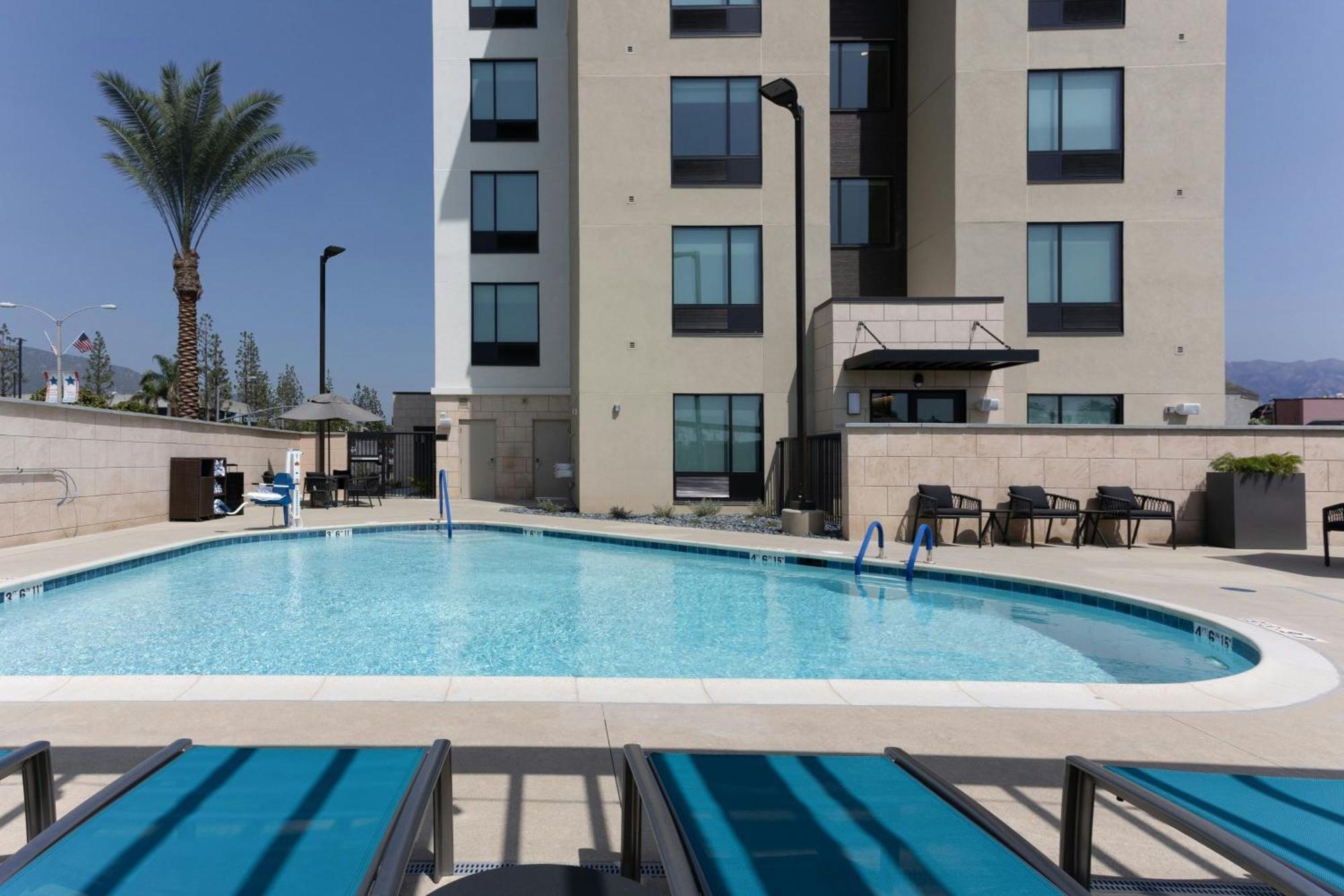 Towneplace Suites By Marriott Monrovia Eksteriør billede
